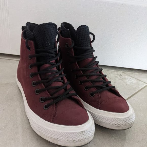 Converse Chuck Taylor WP Boot Hi Dark Burgundy - Picture 2 of 3